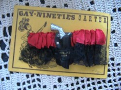GAY NINETIES GARTER MAIN_01